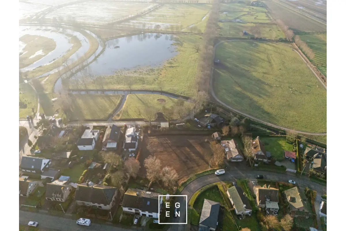 Grond te  koop in Assebroek 8310 275000.00€  slaapkamers m² - Zoekertje 778557