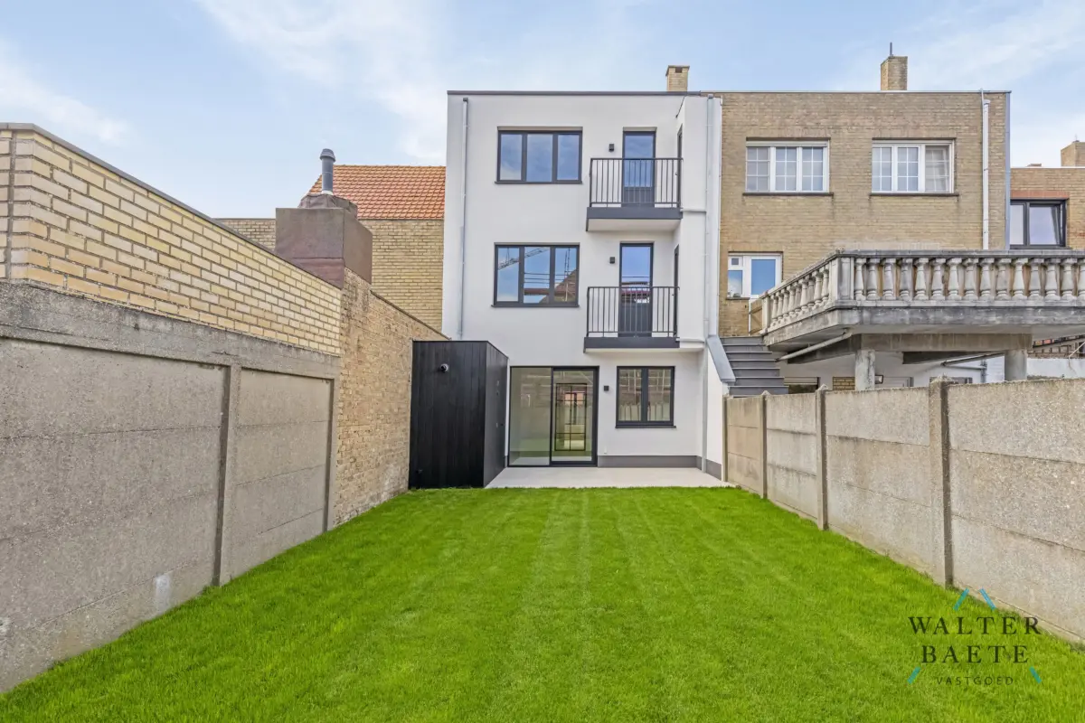 Appartement te  koop in Heist-aan-Zee 8301 340000.00€ 1 slaapkamers 63.00m² - Zoekertje 779326
