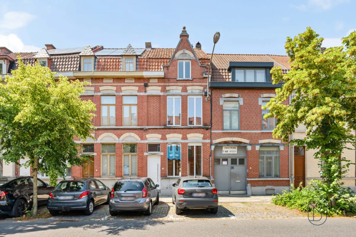 Huis te  koop in Kortrijk 8500 299000.00€ 3 slaapkamers 150.00m² - Zoekertje 779102