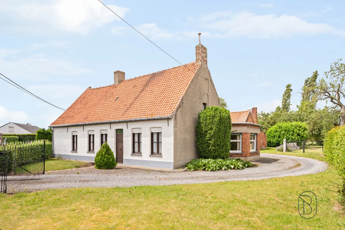 Huis te  koop in Oostrozebeke 8780 380000.00€ 3 slaapkamers 150.00m² - Zoekertje 779272