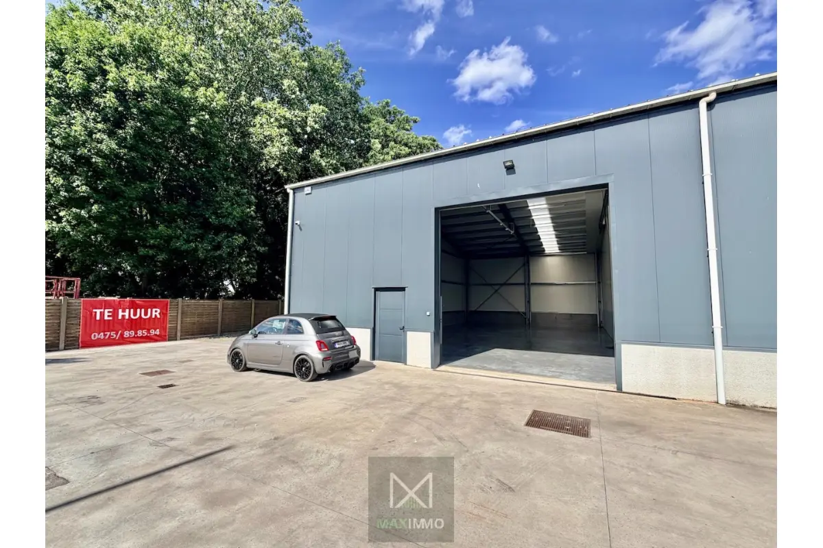 Handelszaak te  huur in Menen 8930 850.00€  slaapkamers 200.00m² - Zoekertje 779800