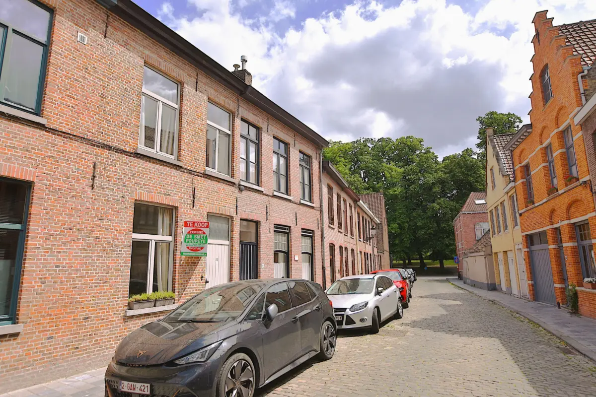 Huis te  koop in Brugge 8000 337000.00€ 3 slaapkamers 92.00m² - Zoekertje 780069