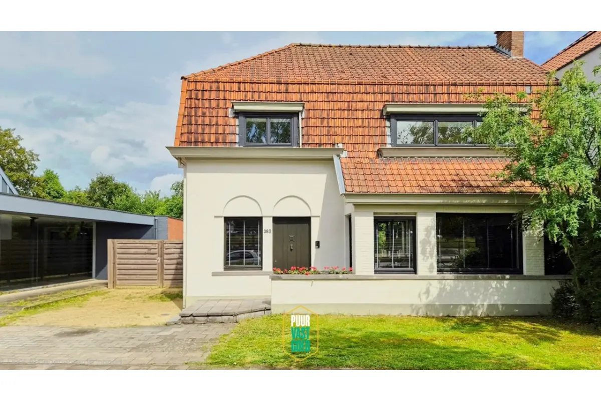Huis te  koop in Assebroek 8310 595000.00€ 4 slaapkamers 225.00m² - Zoekertje 780497