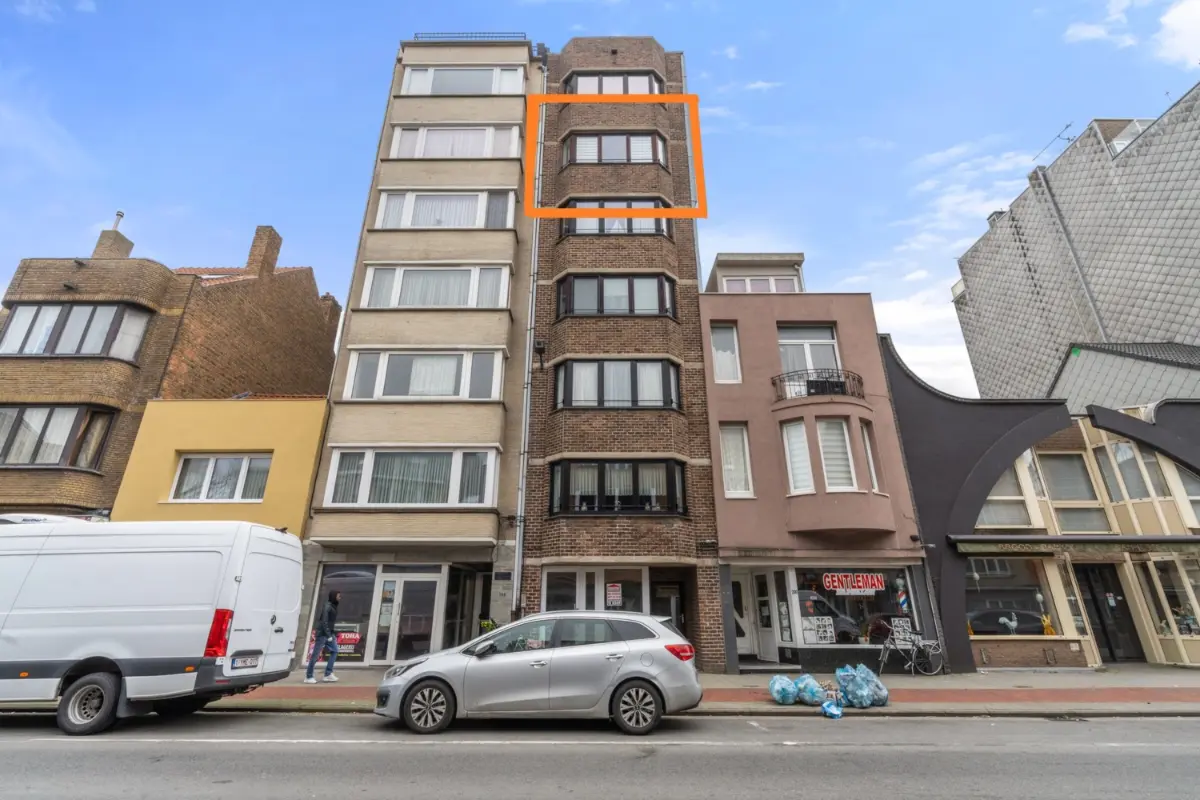 Appartement te  koop in Oostende 8400 149000.00€ 2 slaapkamers m² - Zoekertje 781728