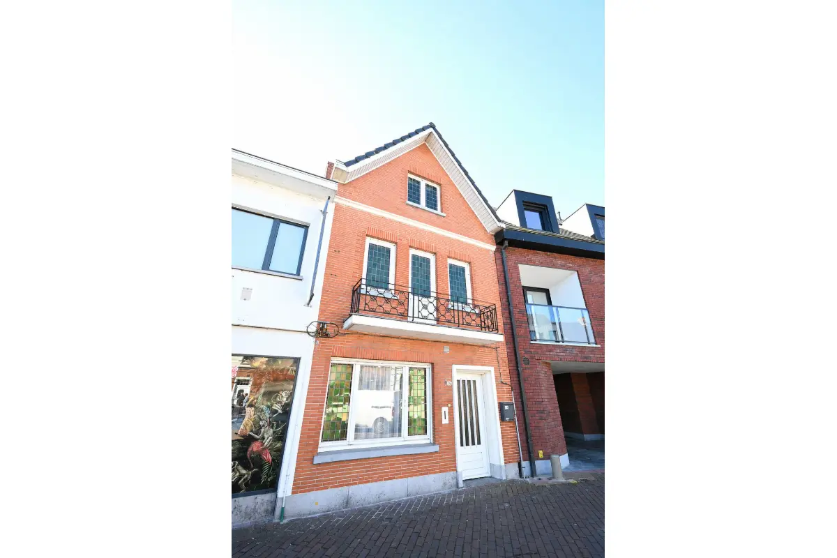 Huis te  koop in Sijsele 8340 249500.00€ 4 slaapkamers m² - Zoekertje 781507