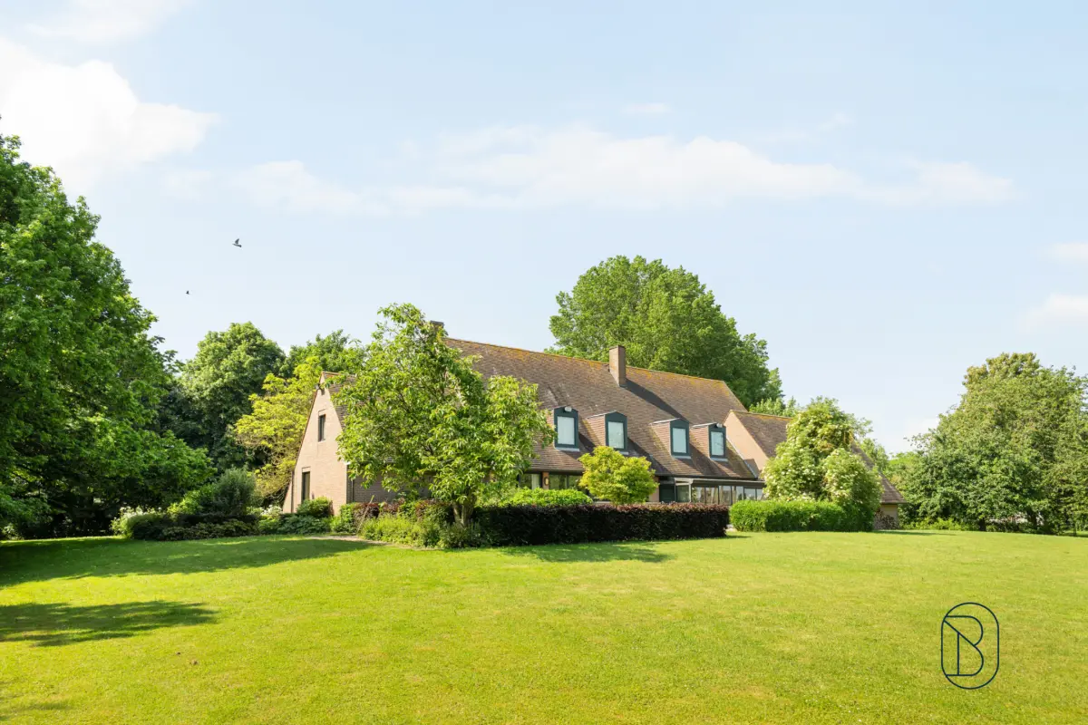 Villa te  koop in Avelgem 8580 1650000.00€ 5 slaapkamers 400.00m² - Zoekertje 780702