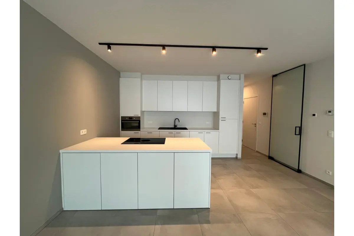 Appartement te  huur in Oostende 8400 895.00€ 2 slaapkamers 85.00m² - Zoekertje 783089