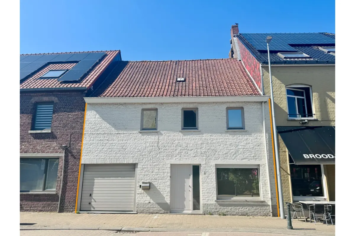 Huis te  koop in Zedelgem 8210 355000.00€ 4 slaapkamers 214.00m² - Zoekertje 783002