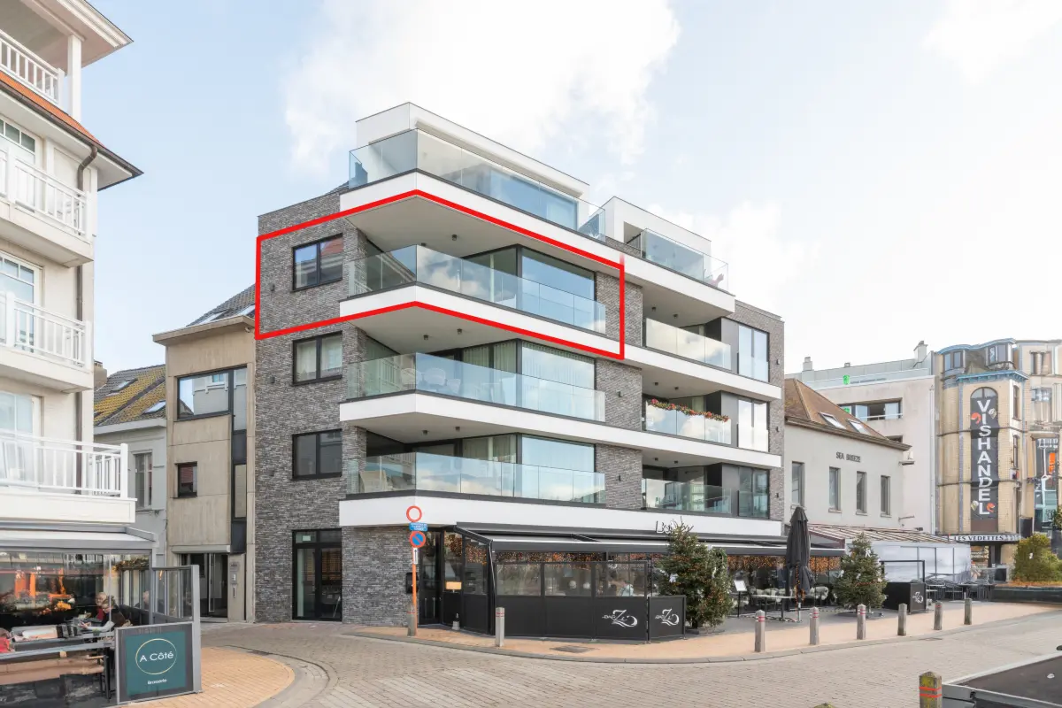 Appartement te  koop in Blankenberge 8370 895000.00€ 2 slaapkamers 128.00m² - Zoekertje 782847