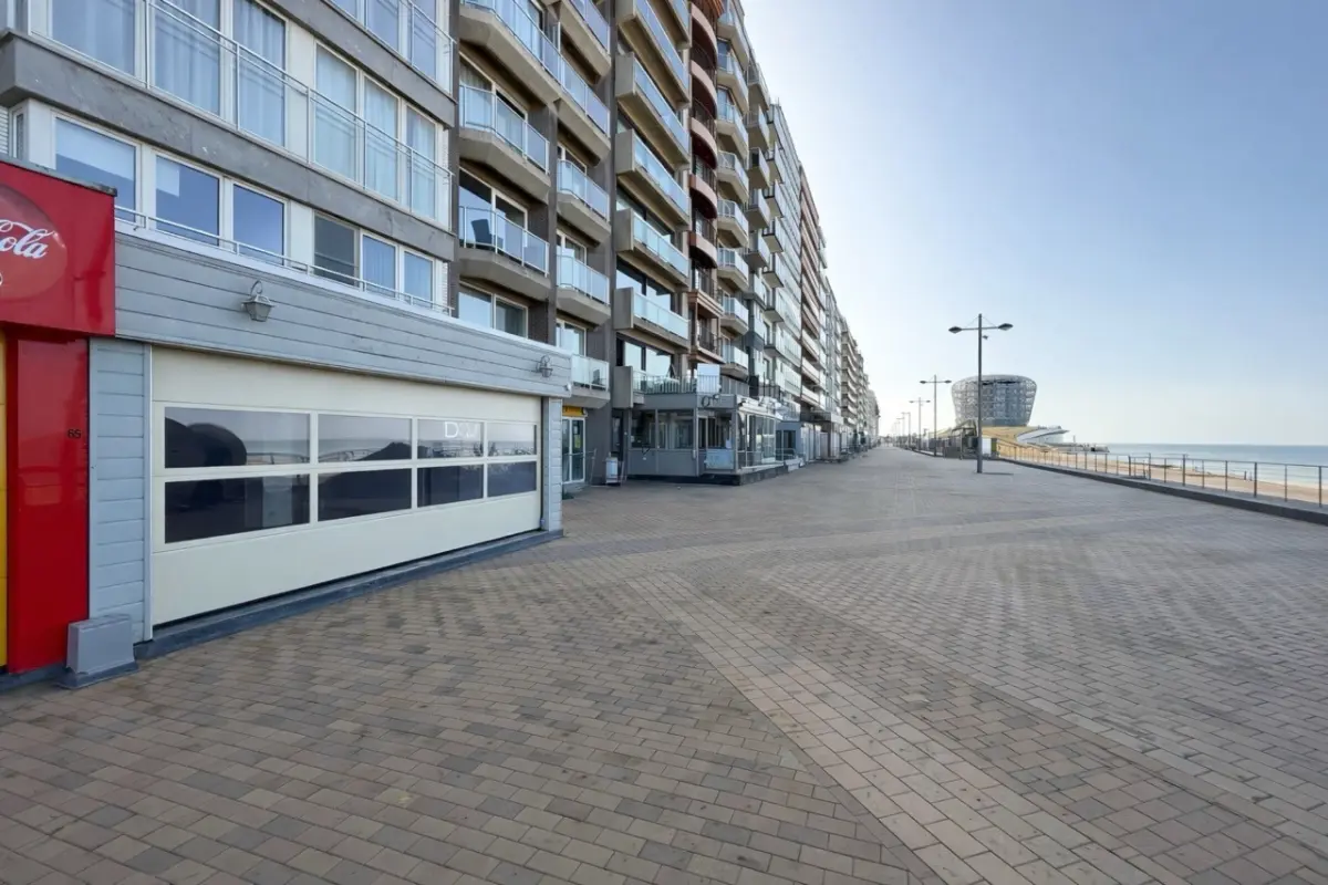 Handelszaak te  huur in Middelkerke 8430 1750.00€  slaapkamers 80.00m² - Zoekertje 783169