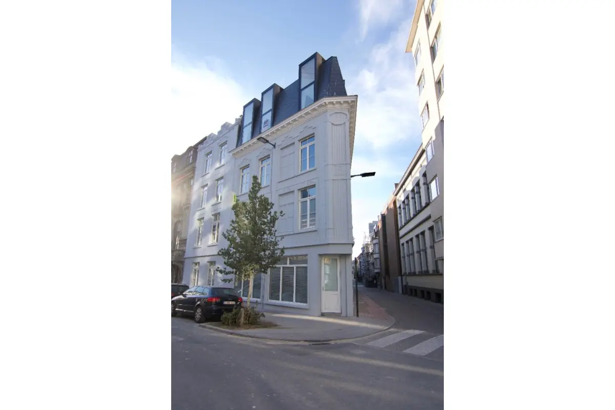 Appartement te  huur in Oostende 8400 825.00€  slaapkamers m² - Zoekertje 783999