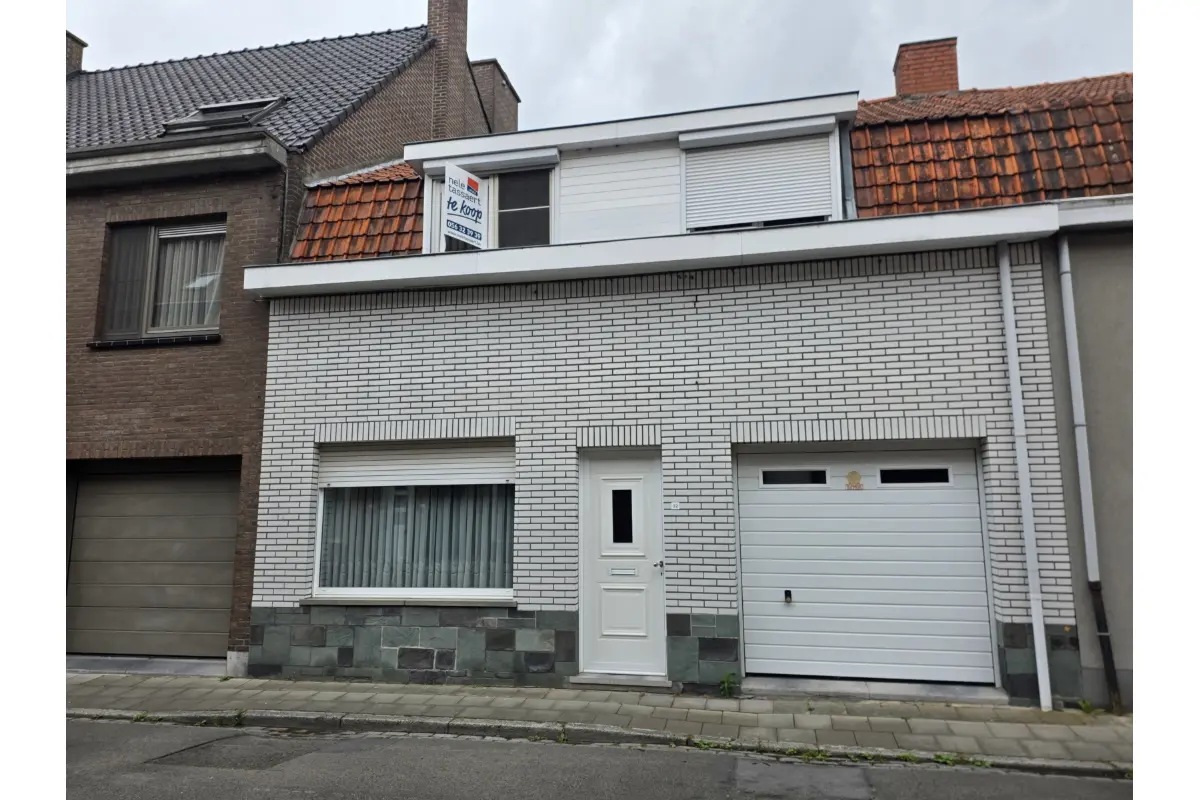 Huis te  koop in Marke 8510 198000.00€ 4 slaapkamers m² - Zoekertje 783595