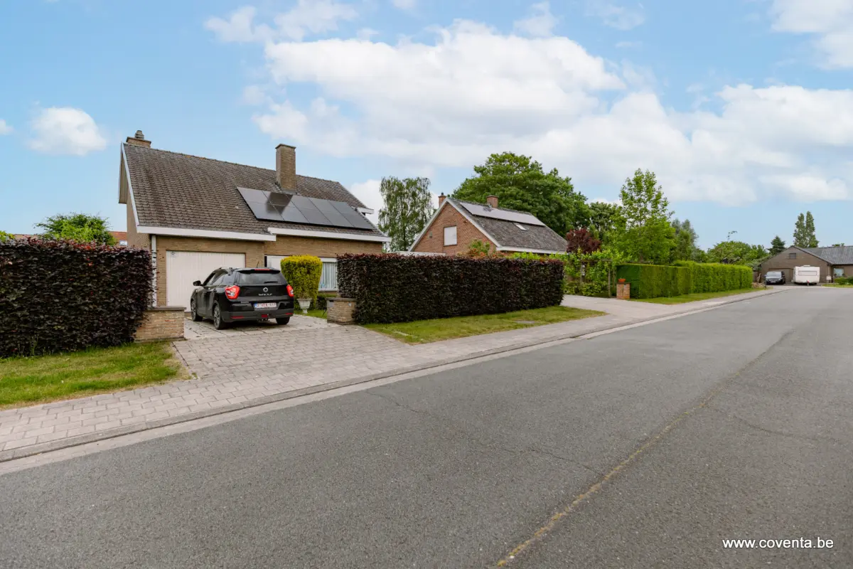 Huis te  koop in Roeselare 8800 450000.00€ 4 slaapkamers 226.00m² - Zoekertje 784444
