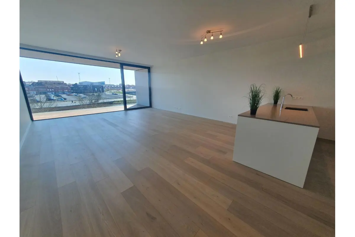 Appartement te  huur in Kortrijk 8500 1350.00€ 2 slaapkamers 115.00m² - Zoekertje 785124