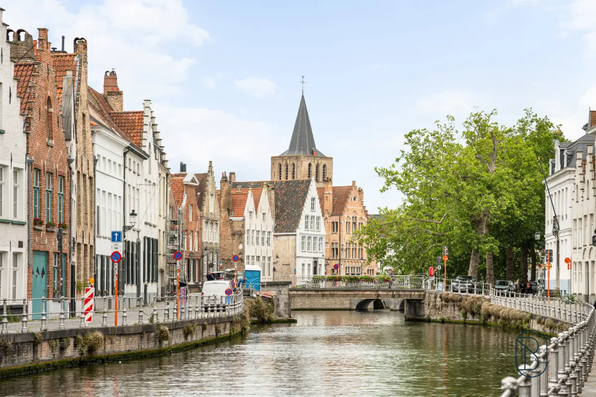 Huis te  koop in Brugge 8000 669000.00€ 3 slaapkamers 180.00m² - Zoekertje 785085