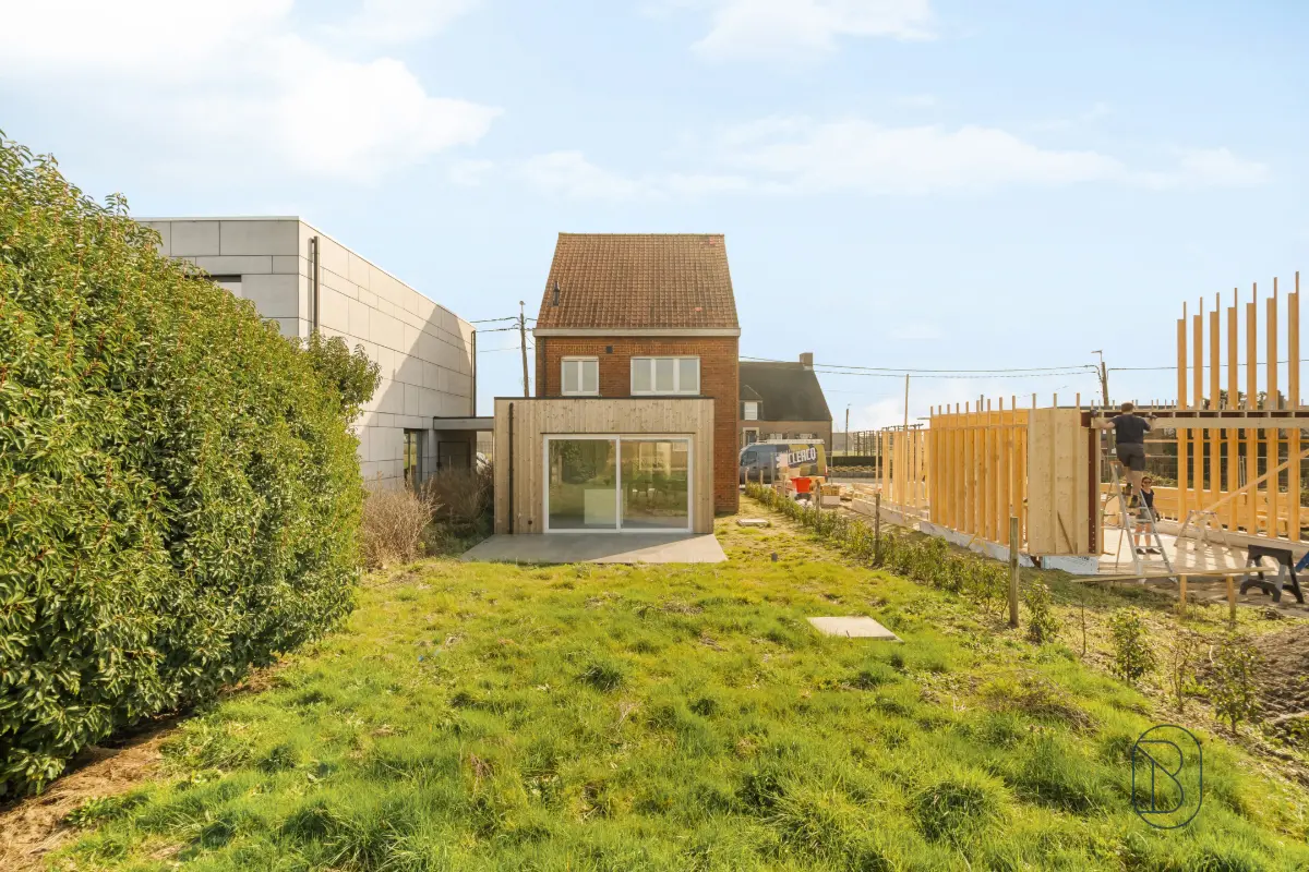 Huis te  koop in Anzegem 8570 350000.00€ 3 slaapkamers 175.00m² - Zoekertje 785147