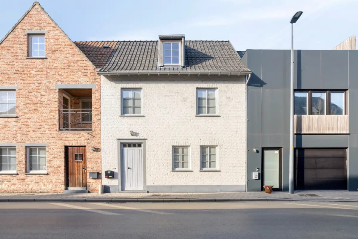 Huis te  koop in Staden 8840 369000.00€ 3 slaapkamers 180.00m² - Zoekertje 786321