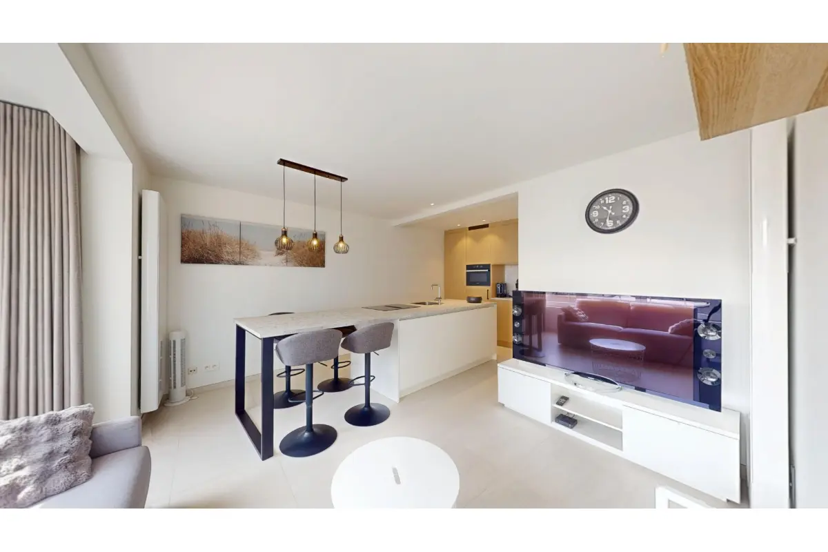 Appartement te  koop in Heist-aan-Zee 8301 375000.00€ 1 slaapkamers 42.00m² - Zoekertje 786400