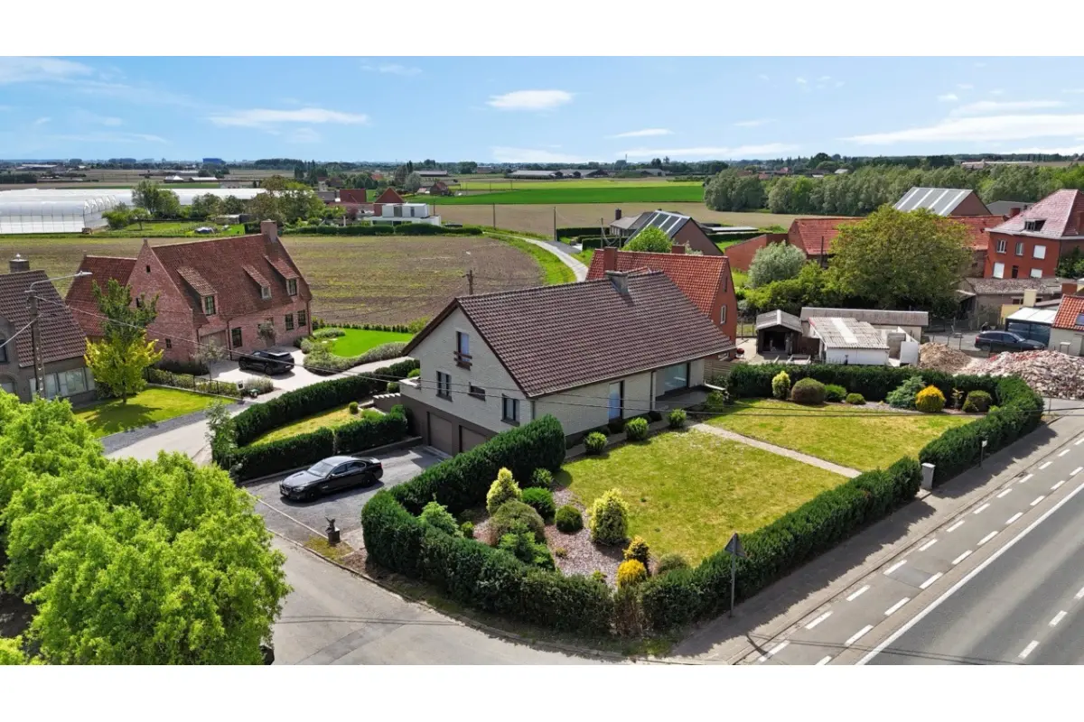 Huis te  koop in Koolskamp 8851 495000.00€ 4 slaapkamers 236.00m² - Zoekertje 786323