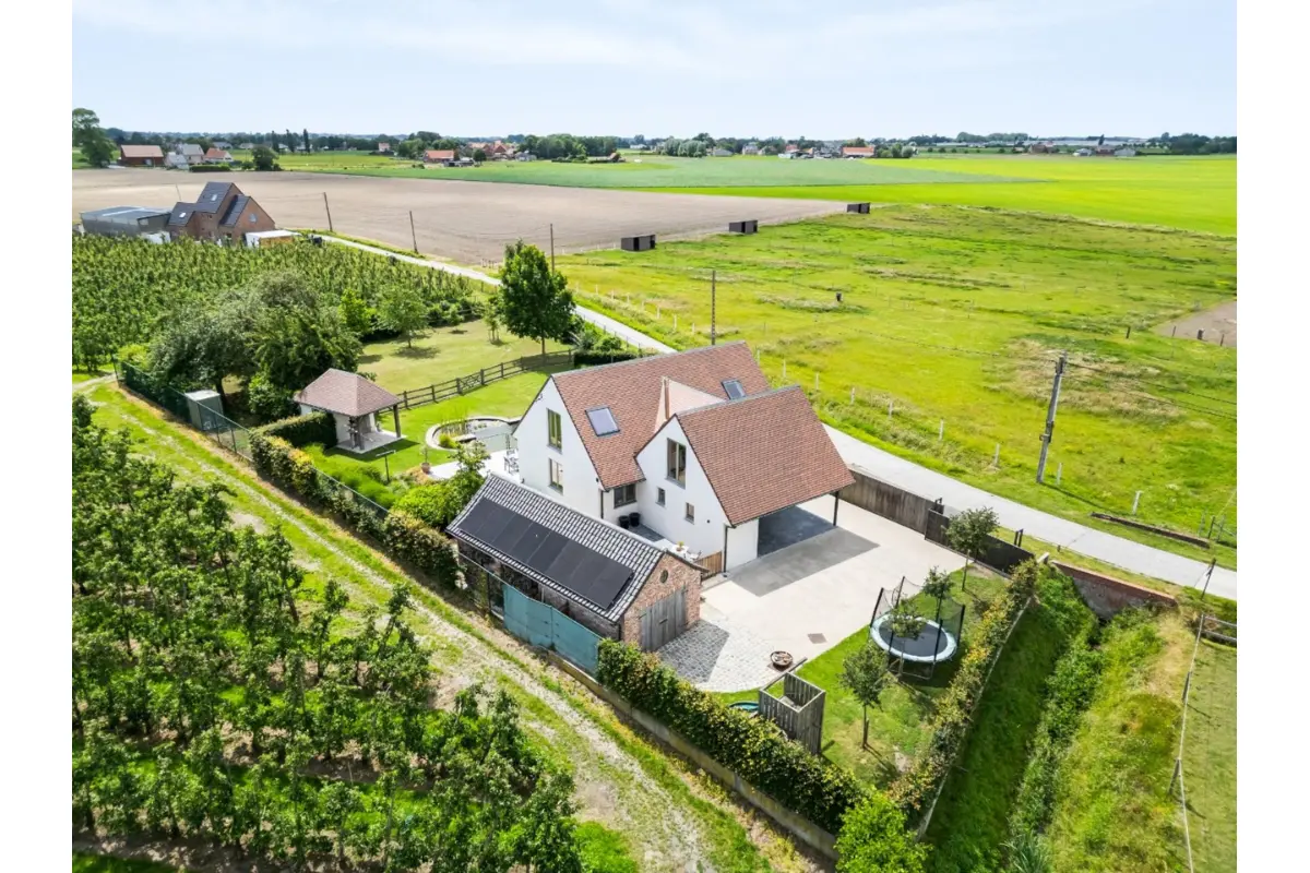 Huis te  koop in Kortemark 8610 749000.00€ 3 slaapkamers 235.00m² - Zoekertje 786447