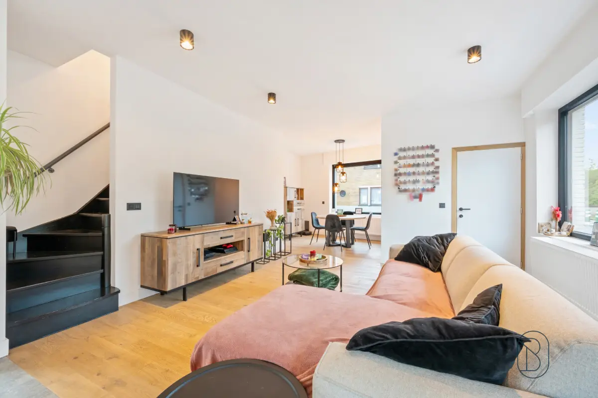Huis te  koop in Harelbeke 8530 308000.00€ 3 slaapkamers 145.00m² - Zoekertje 786635