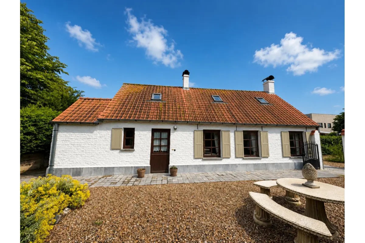 Huis te  koop in Koksijde 8670 495000.00€ 4 slaapkamers m² - Zoekertje 786665