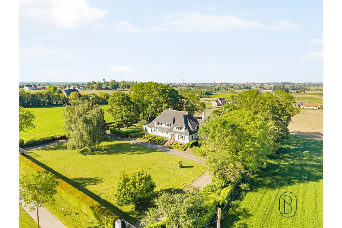 Villa te  koop in Anzegem 8570 0.00€ 5 slaapkamers 700.00m² - Zoekertje 786786