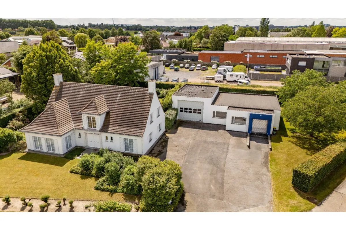 Huis te  koop in Pittem 8740 795000.00€ 4 slaapkamers 269.00m² - Zoekertje 787905