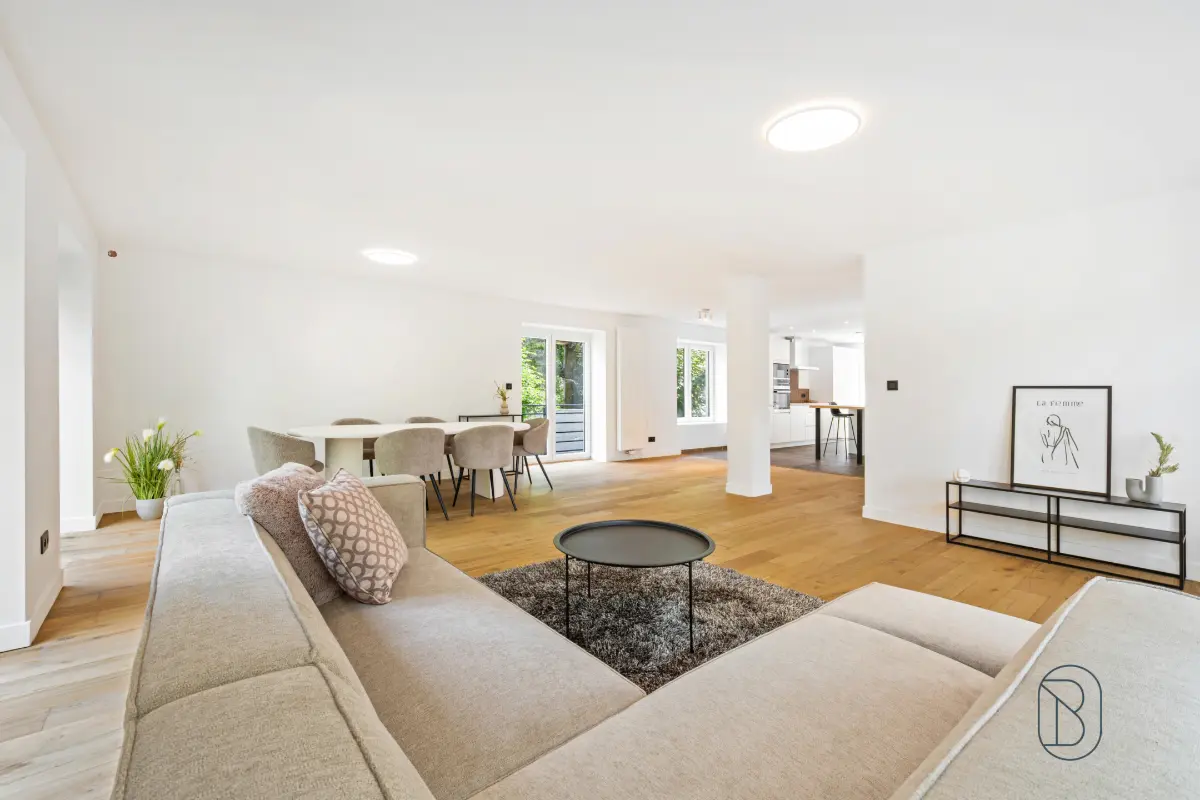 Huis te  koop in Sint-Kruis 8310 769000.00€ 3 slaapkamers 231.00m² - Zoekertje 787559