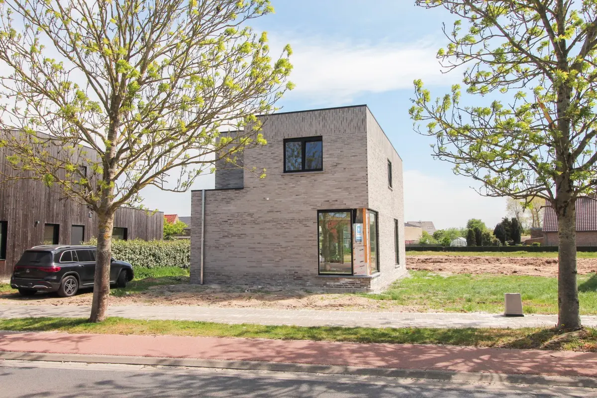 Huis te  koop in Oostduinkerke 8670 628262.00€ 3 slaapkamers 164.00m² - Zoekertje 787879