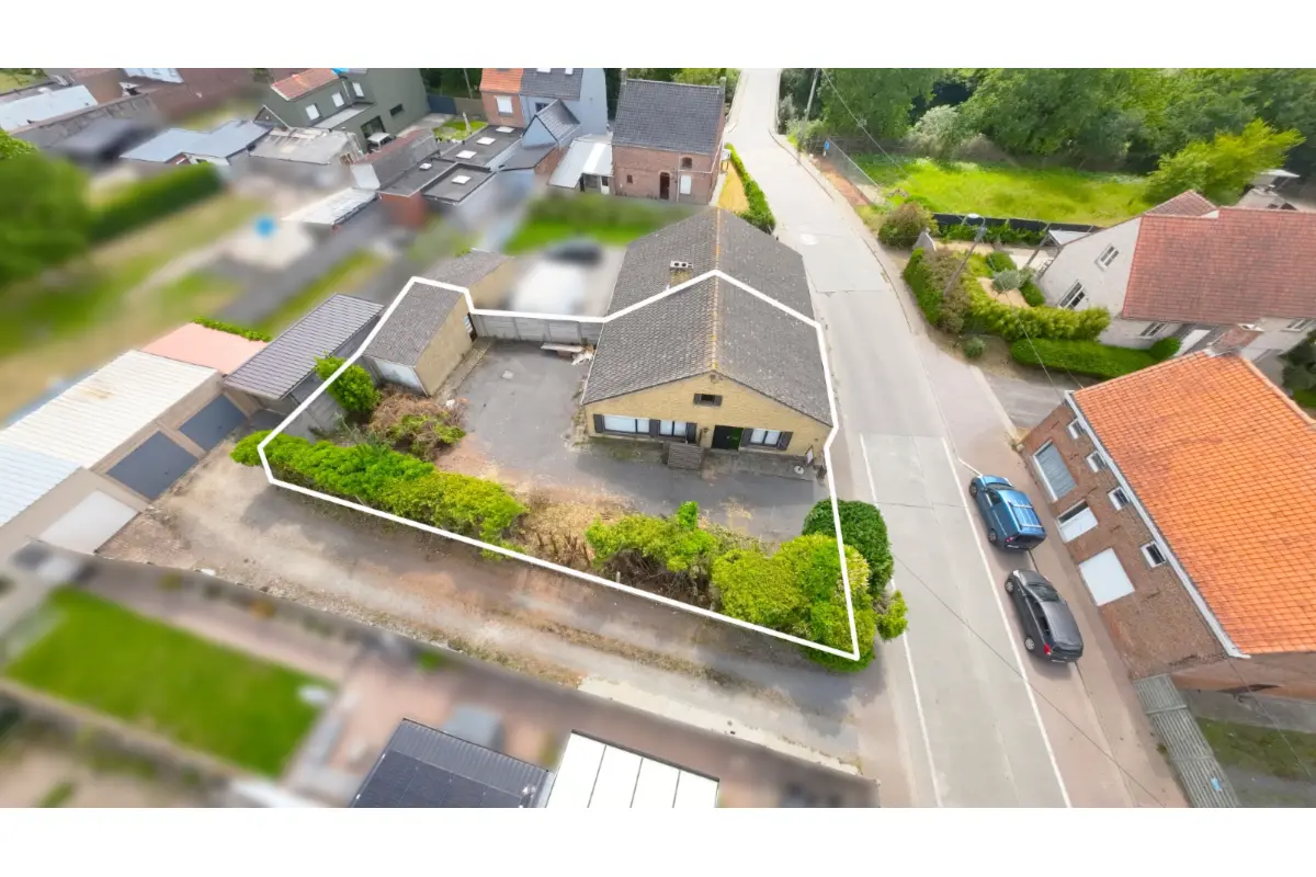 Bungalow te  koop in Torhout 8820 174500.00€ 2 slaapkamers 100.00m² - Zoekertje 787678