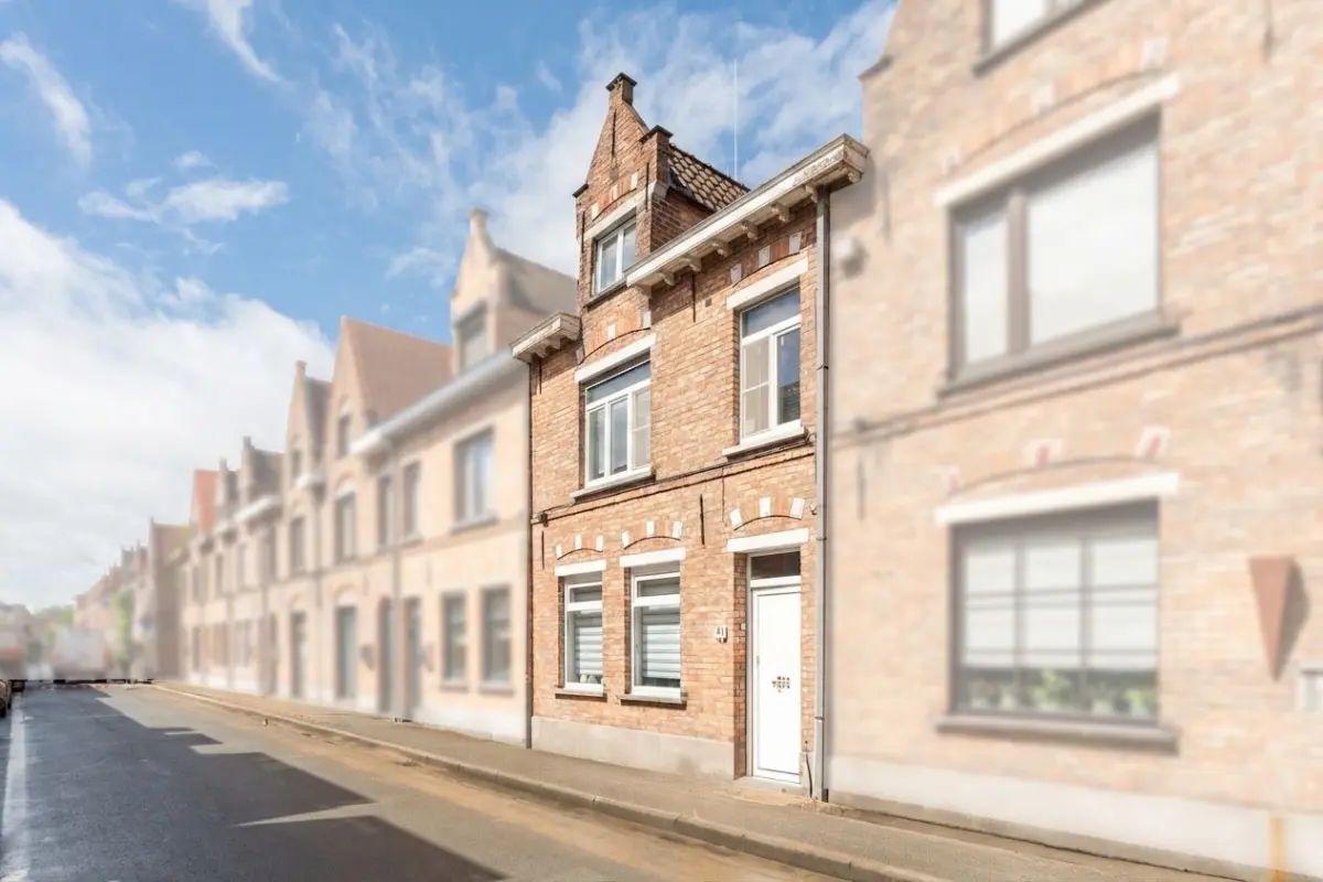 Huis te  koop in Brugge 8000 409000.00€ 3 slaapkamers 169.00m² - Zoekertje 786989