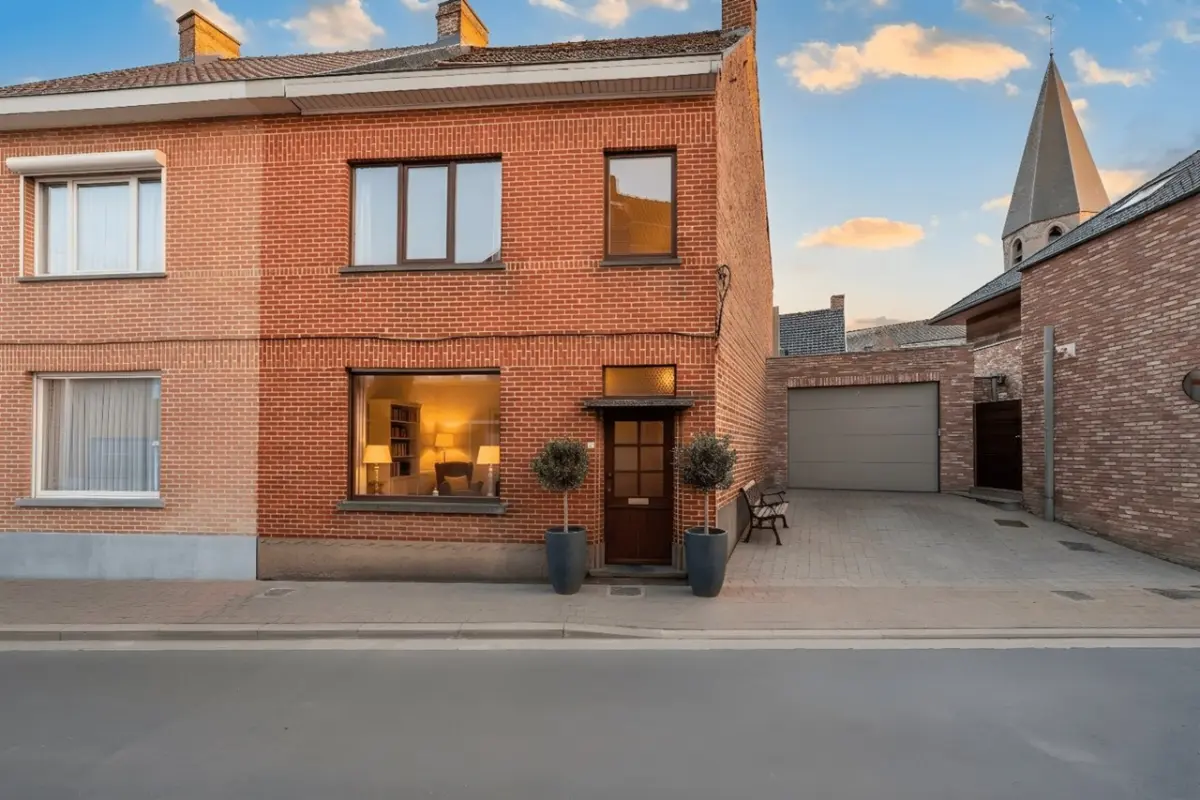 Huis te  koop in Aarsele 8700 158000.00€ 2 slaapkamers 138.00m² - Zoekertje 787348