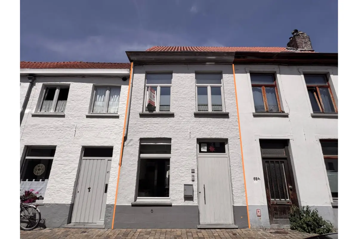 Huis te  koop in Brugge 8000 350000.00€ 3 slaapkamers 138.00m² - Zoekertje 788951
