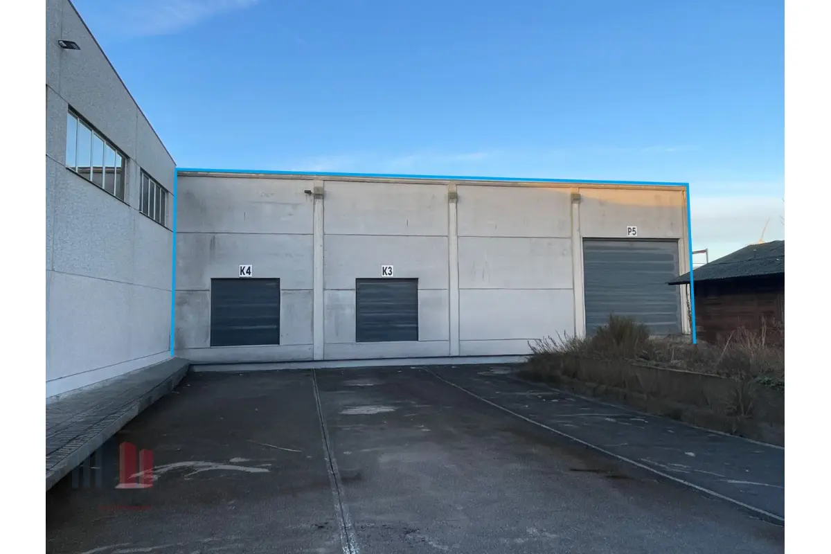 Handelszaak te  huur in Brugge 8000 9975.00€  slaapkamers 2958.00m² - Zoekertje 788911