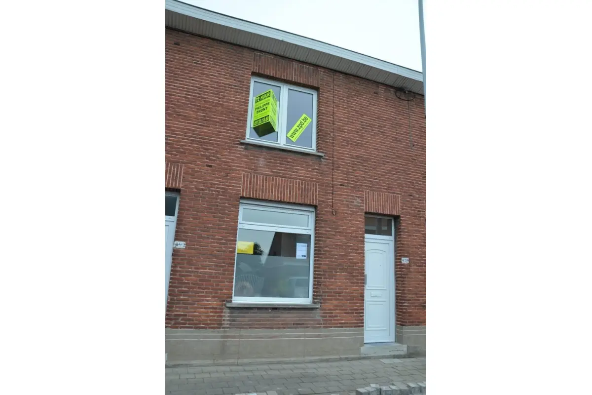 Huis te  huur in Roeselare 8800 870.00€ 2 slaapkamers 142.00m² - Zoekertje 789005