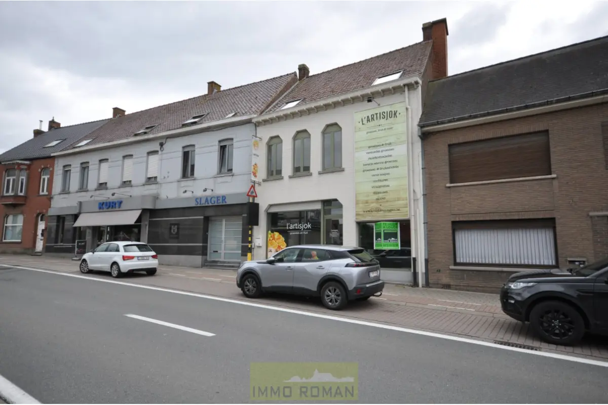 Handelszaak te  huur in Anzegem 8570 950.00€  slaapkamers 247.00m² - Zoekertje 788869