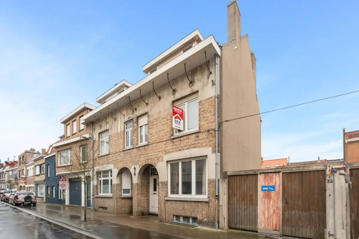 Huis te  koop in De Panne 8660 329000.00€ 5 slaapkamers 244.00m² - Zoekertje 788175
