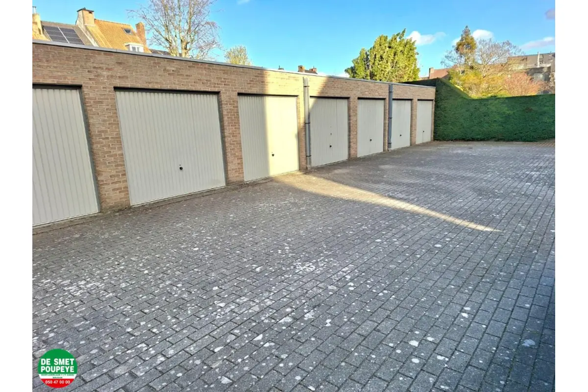 Parking & garage te  koop in Brugge 8000 39000.00€  slaapkamers m² - Zoekertje 789551