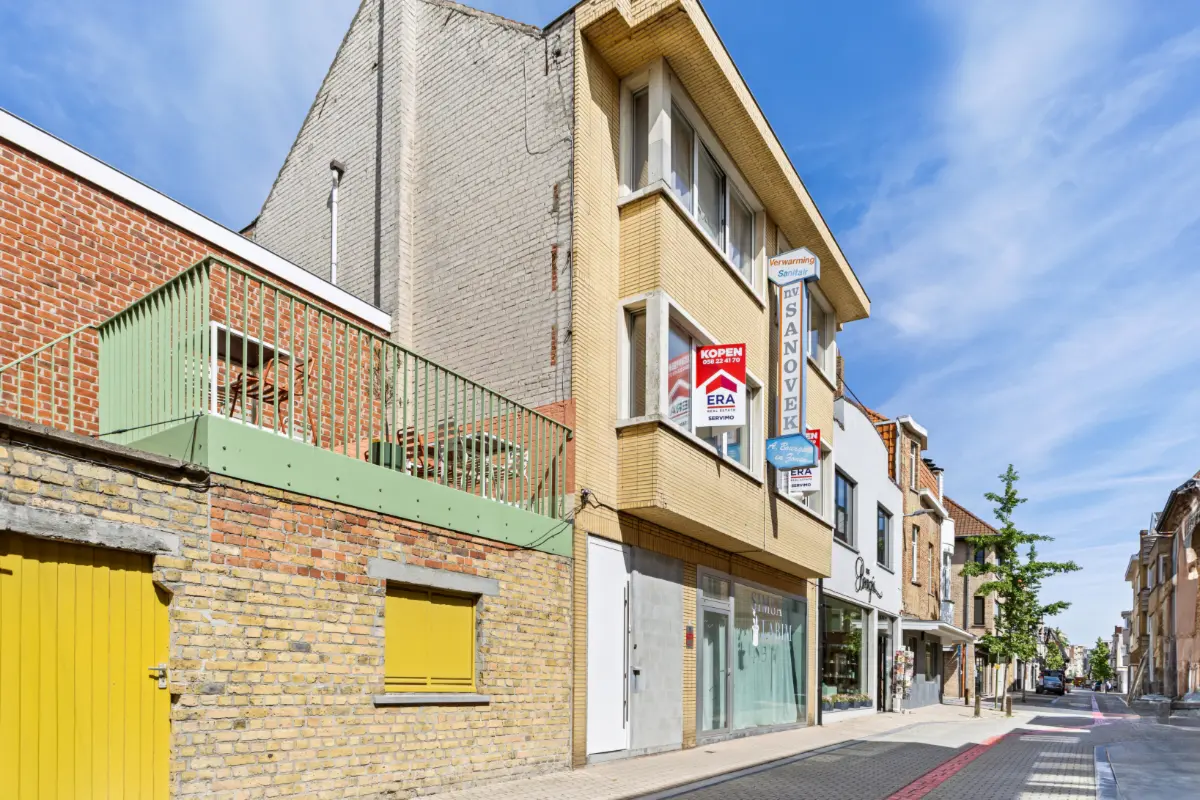 Huis te  koop in De Panne 8660 419000.00€ 6 slaapkamers 372.00m² - Zoekertje 789054