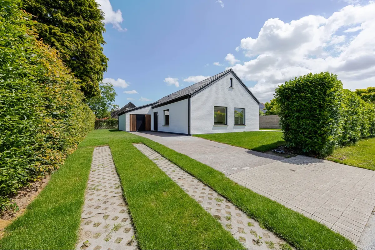 Huis te  in Sint-Kruis 8310 525000.00€ 3 slaapkamers 190.00m² - Zoekertje 789786