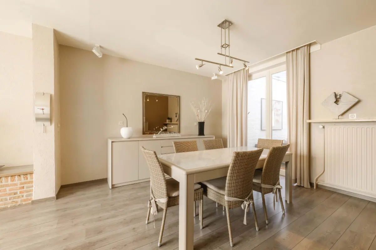 Huis te  koop in Meulebeke 8760 220000.00€ 3 slaapkamers 175.00m² - Zoekertje 789711