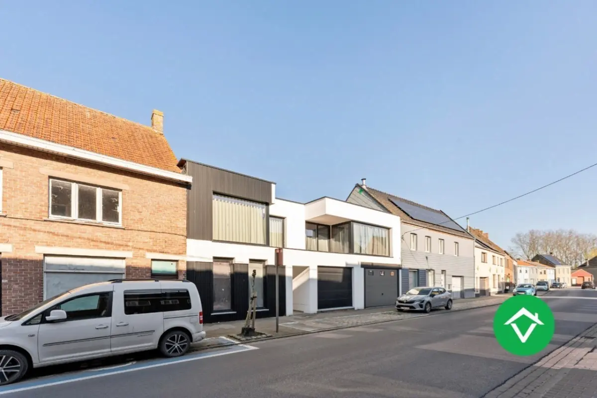 Appartement te  huur in Diksmuide 8600 775.00€ 2 slaapkamers m² - Zoekertje 790486