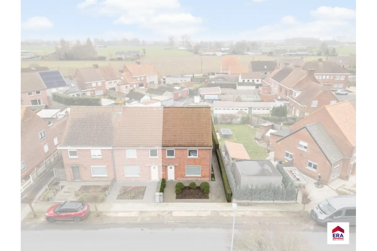 Huis te  koop in Oostrozebeke 8780 339000.00€ 3 slaapkamers 125.00m² - Zoekertje 791245