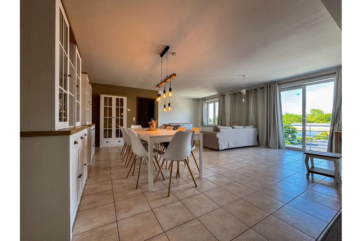 Appartement te  koop in Gistel 8470 275000.00€ 4 slaapkamers 150.00m² - Zoekertje 791433