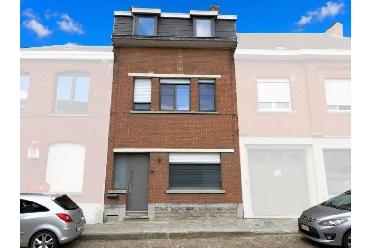 Huis te  koop in Wervik 8940 265000.00€ 5 slaapkamers 261.00m² - Zoekertje 792166
