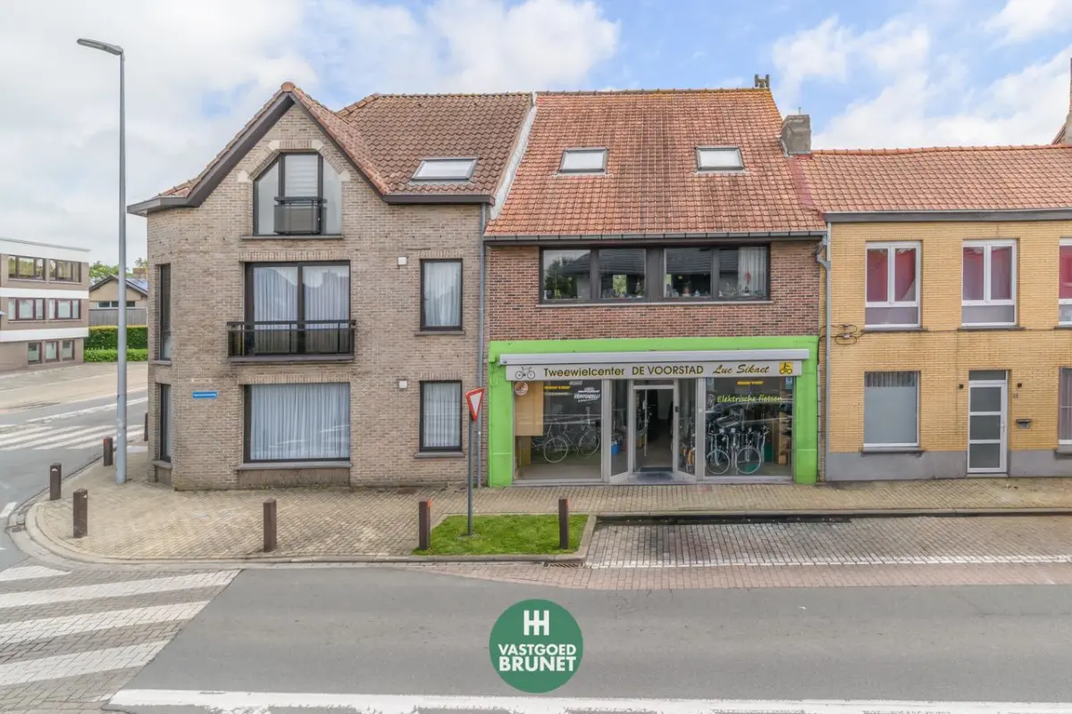 Huis te  koop in Veurne 8630 350000.00€ 4 slaapkamers 312.00m² - Zoekertje 791327
