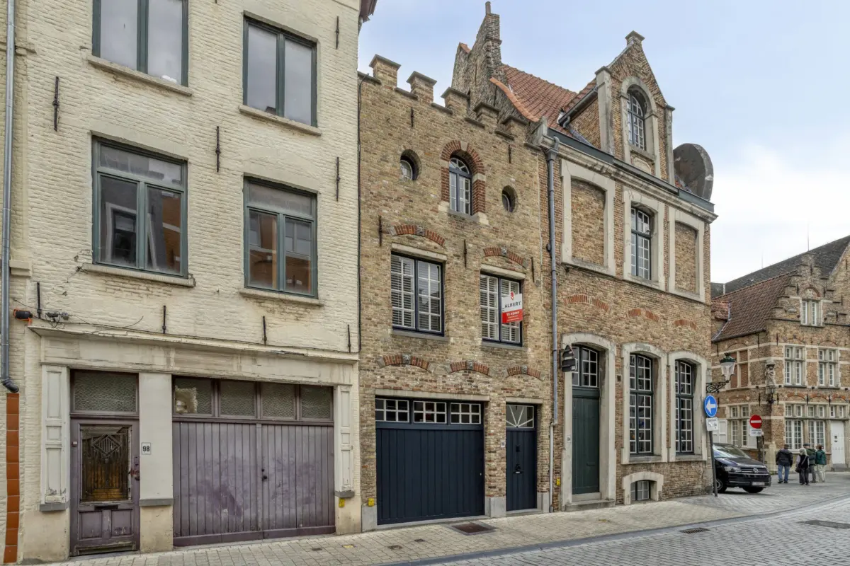 Huis te  koop in Brugge 8000 349000.00€ 1 slaapkamers 74.00m² - Zoekertje 792032