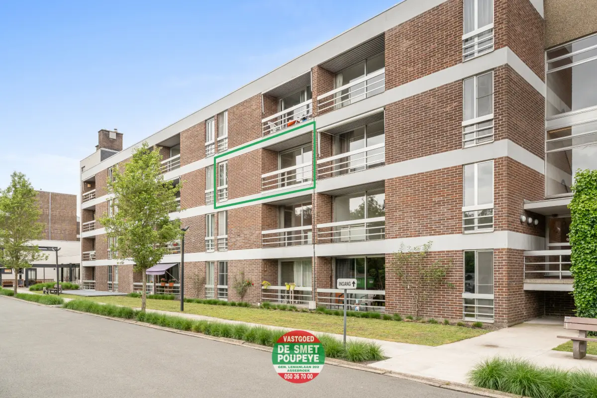 Appartement te  koop in Assebroek 8310 100000.00€ 1 slaapkamers 55.00m² - Zoekertje 793784