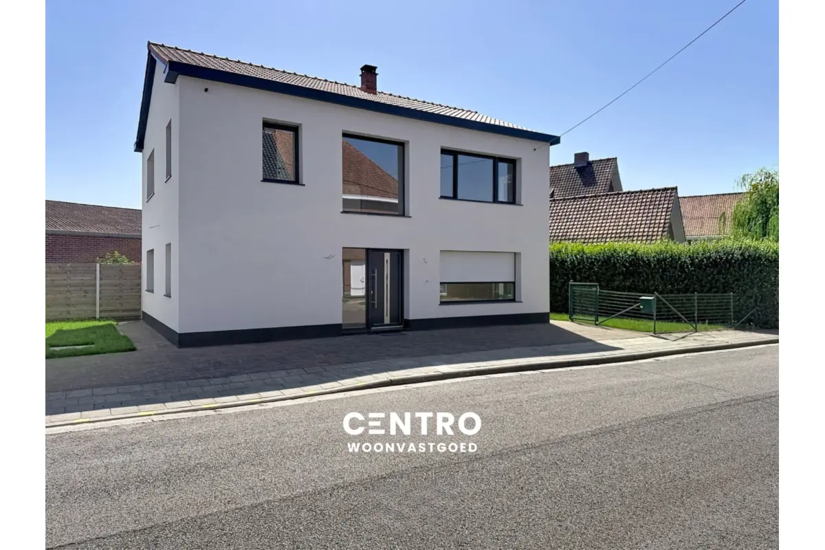 Huis te  koop in Staden 8840 564900.00€ 4 slaapkamers 165.00m² - Zoekertje 796533